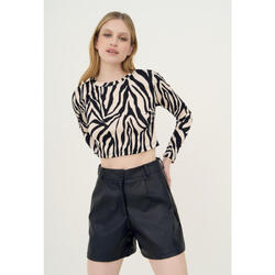 Short Zara